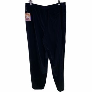 NWT Joy Lab lightweight nylon pant